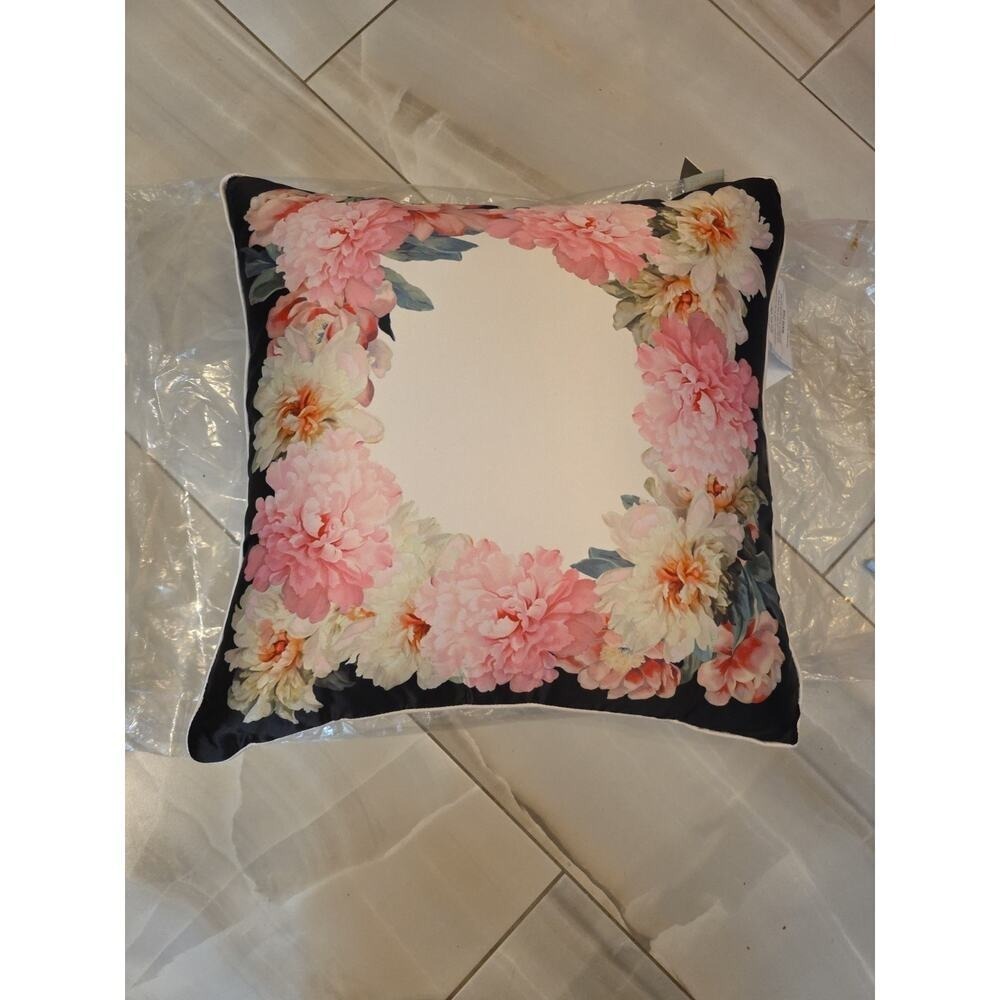Ted Baker London Floral Sateen Accent Pillow Poly‎ 18" Square with Insert Z3